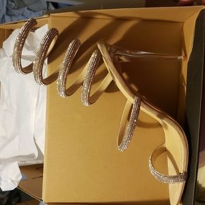 Shoedazzle Kenzy Beige sz 11 heeled sandles